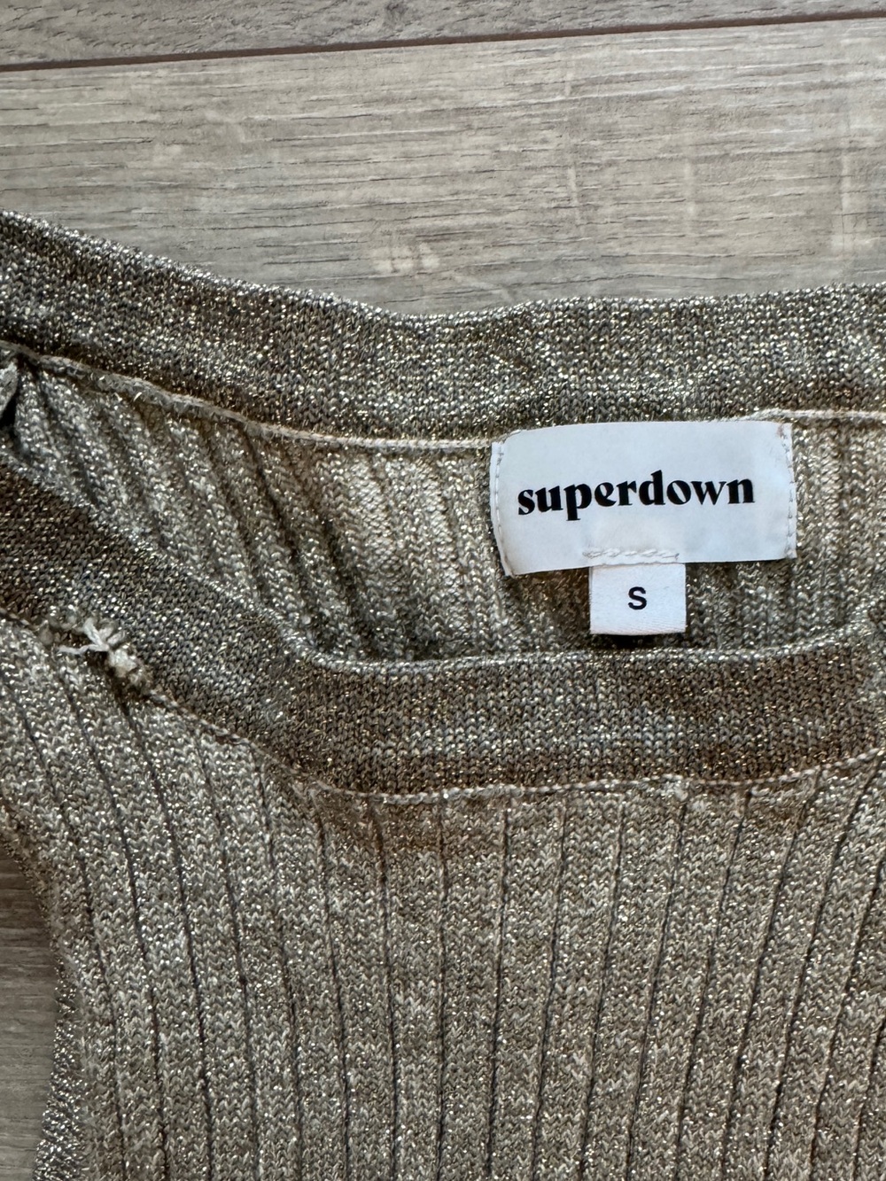superdown Metallic Ribbed Tank Top - Gold - Picture 6 of 8